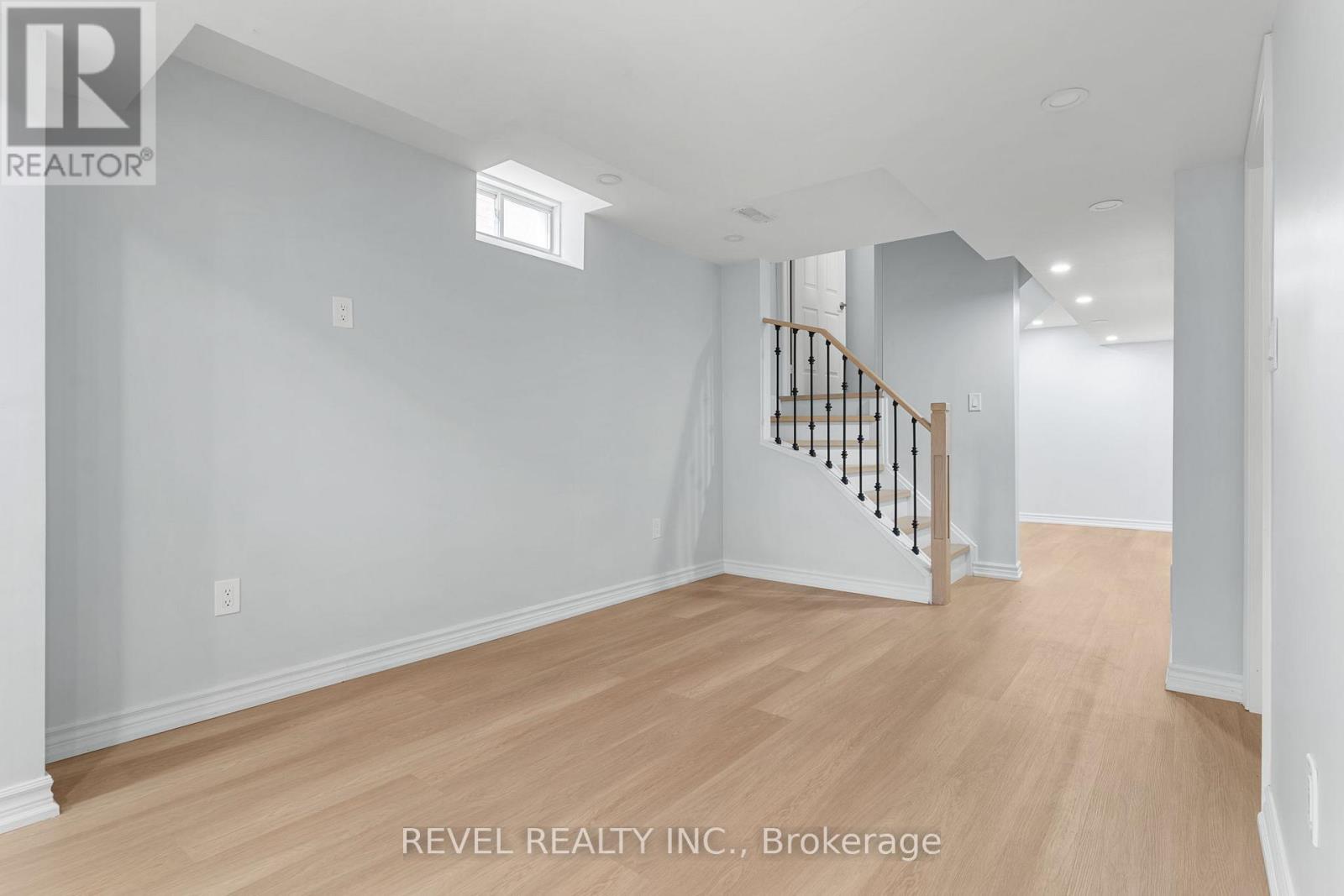 37 Portage Trail, Whitby, Ontario  L1N 9R3 - Photo 34 - E13525412
