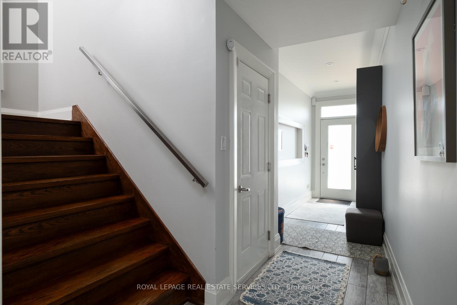 94 Cambridge Avenue, Toronto, Ontario  M4K 2L4 - Photo 20 - E13525520