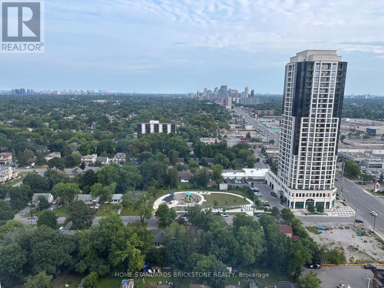 Ph 108 - 7165 Yonge Street, Markham, Ontario  L3T 0C9 - Photo 3 - N13525404