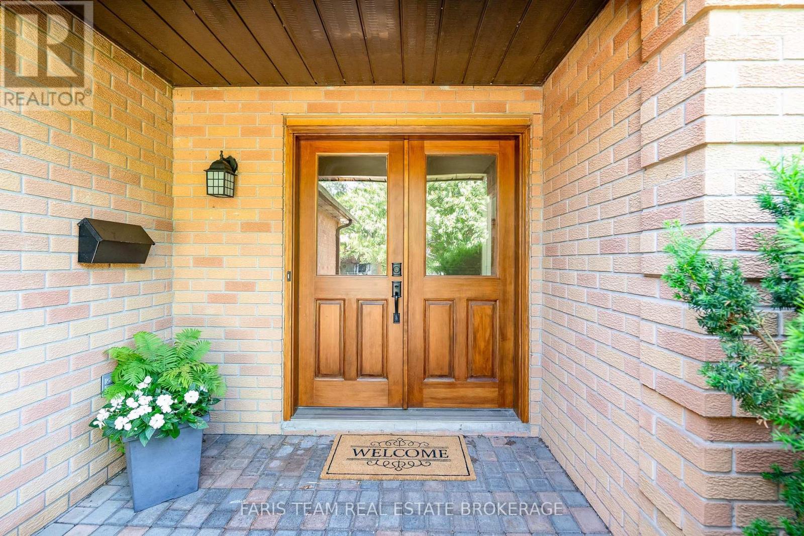 55 Oakridge Drive, Barrie (Sunnidale), Ontario  L4N 5N6 - Photo 4 - S13525440