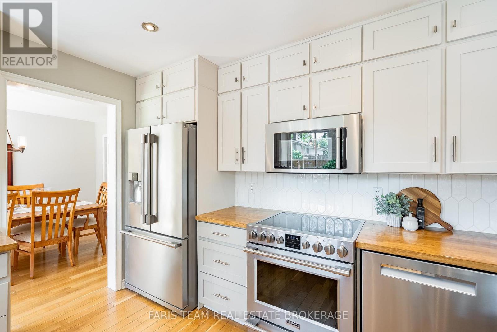 55 Oakridge Drive, Barrie (Sunnidale), Ontario  L4N 5N6 - Photo 6 - S13525440