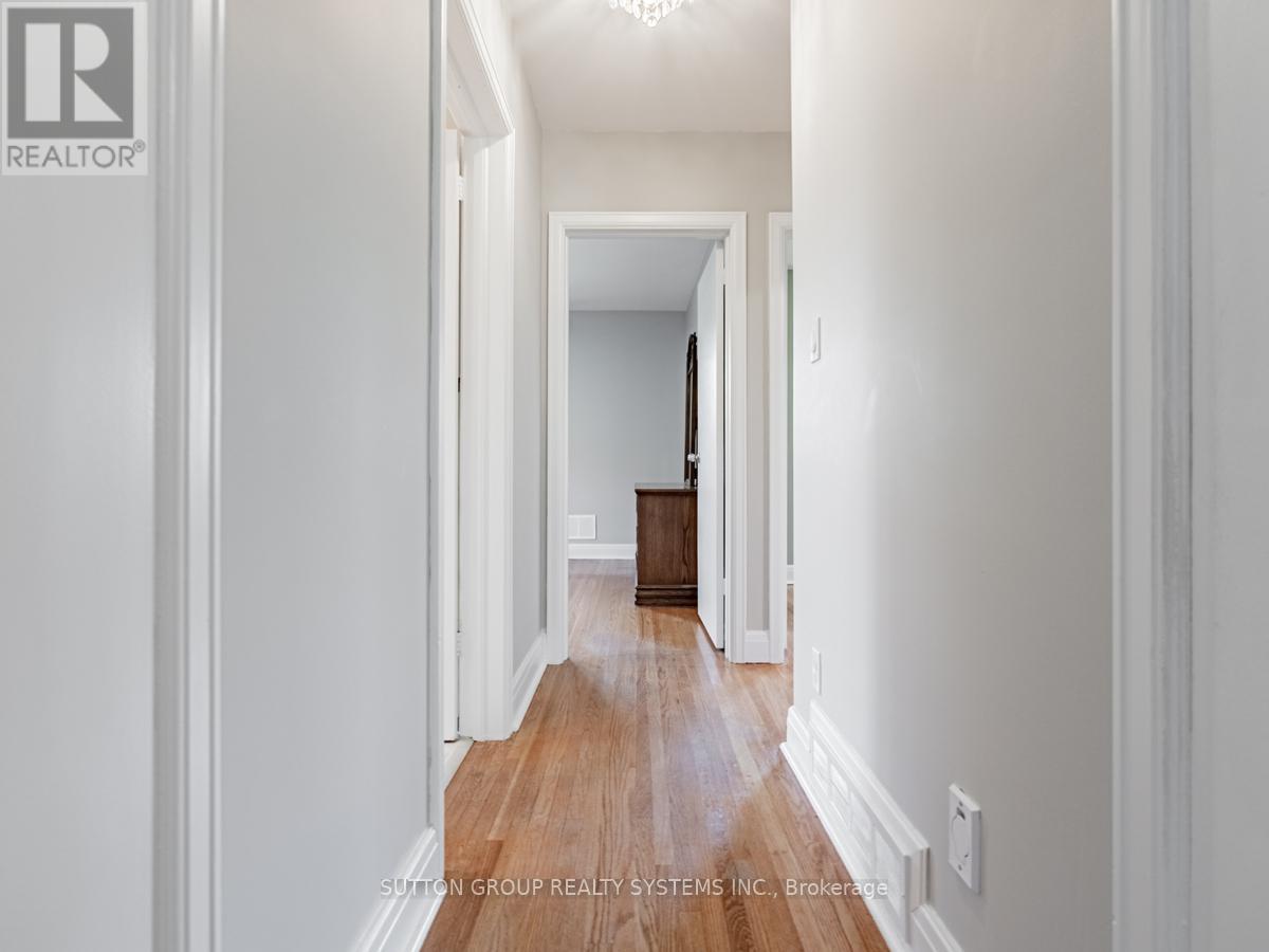 44 Saybrook Avenue, Toronto, Ontario  M8Z 2V4 - Photo 19 - W13525444