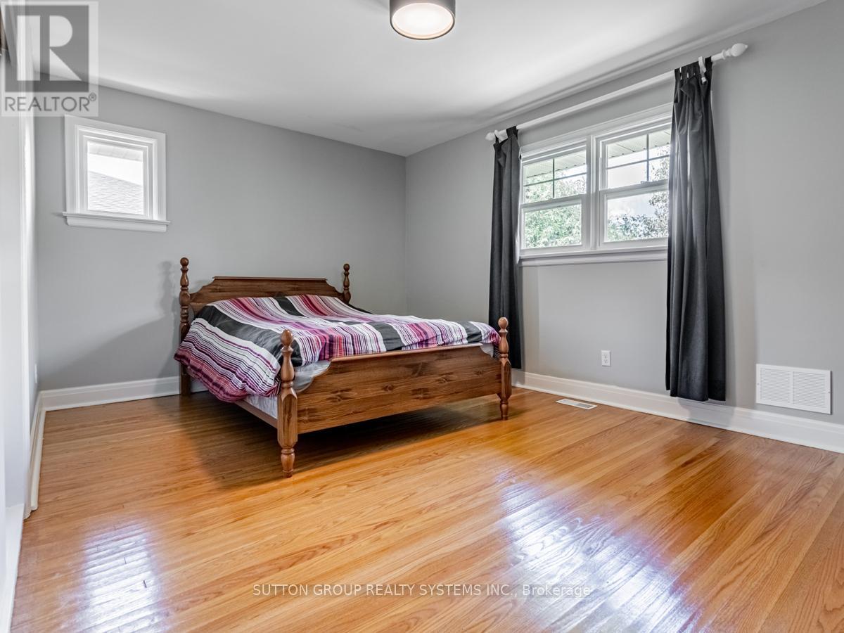44 Saybrook Avenue, Toronto, Ontario  M8Z 2V4 - Photo 22 - W13525444