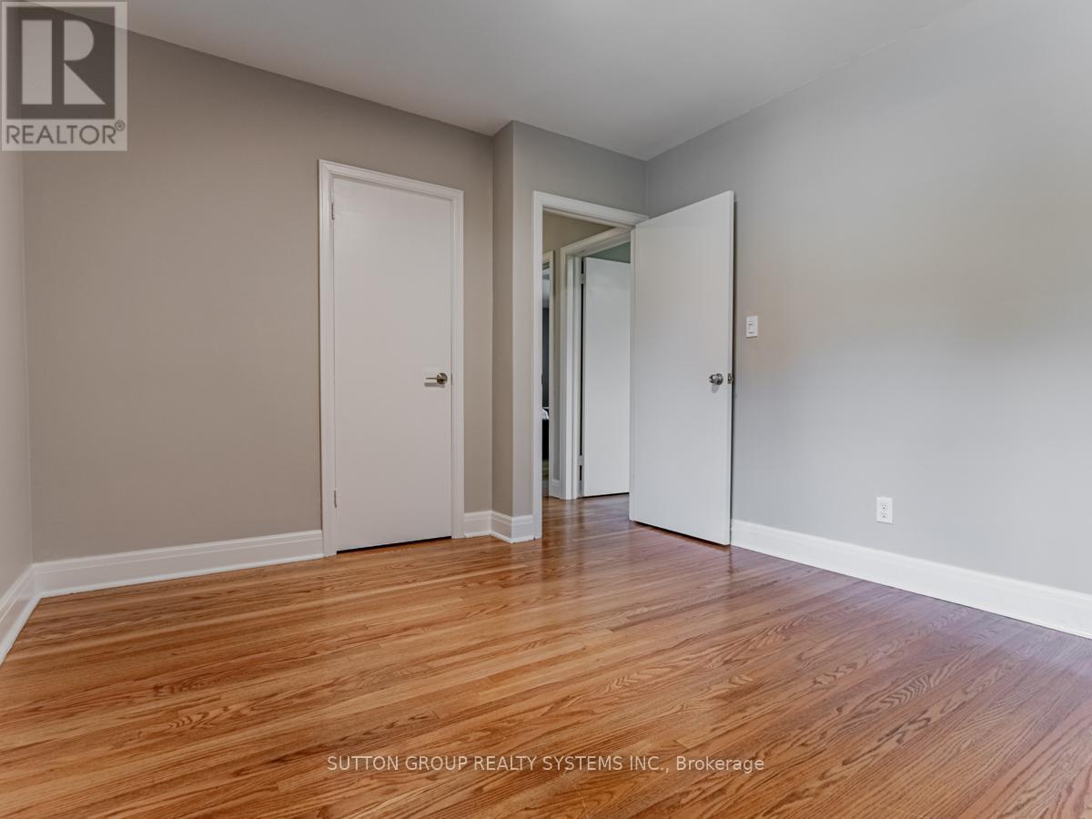 44 Saybrook Avenue, Toronto, Ontario  M8Z 2V4 - Photo 25 - W13525444
