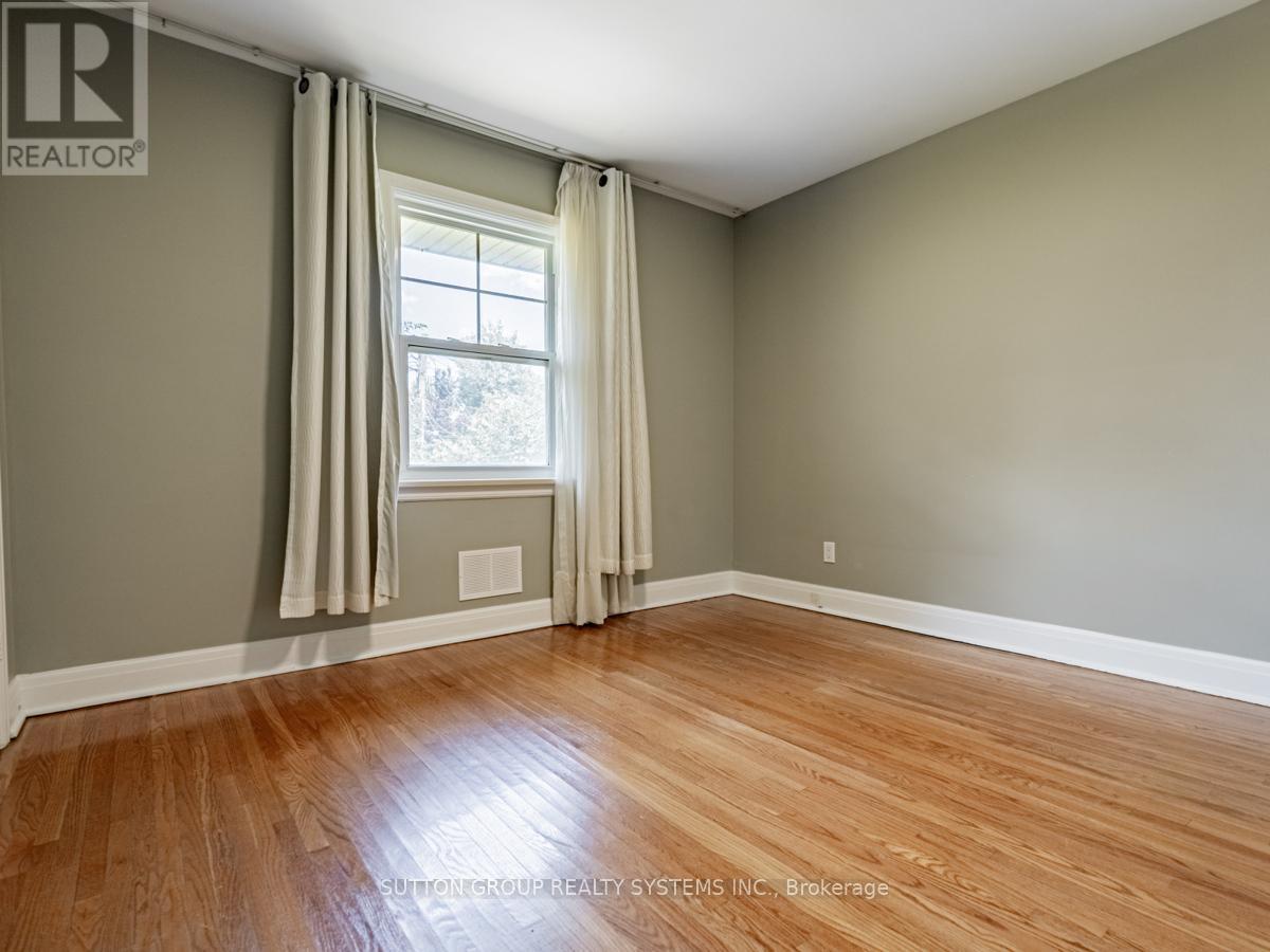 44 Saybrook Avenue, Toronto, Ontario  M8Z 2V4 - Photo 26 - W13525444