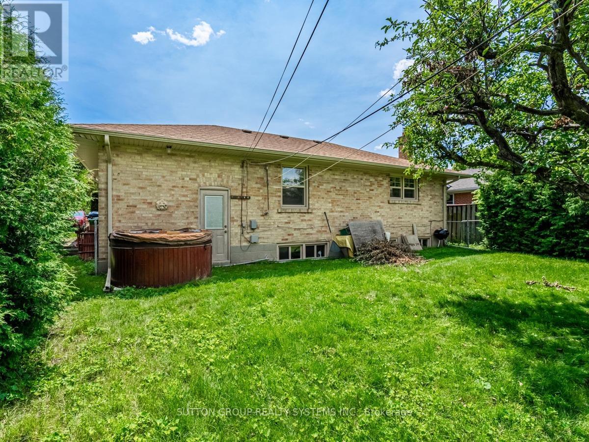 44 Saybrook Avenue, Toronto, Ontario  M8Z 2V4 - Photo 29 - W13525444