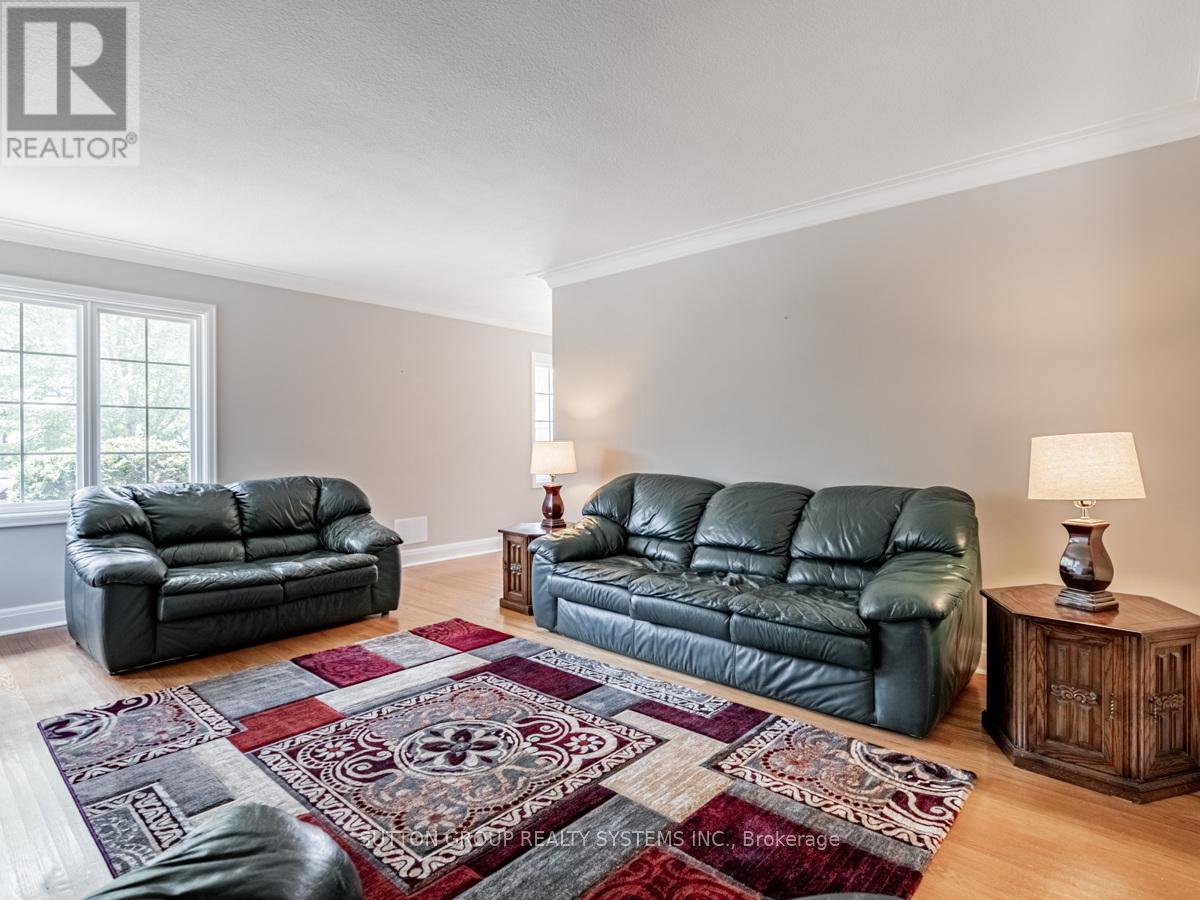 44 Saybrook Avenue, Toronto, Ontario  M8Z 2V4 - Photo 6 - W13525444