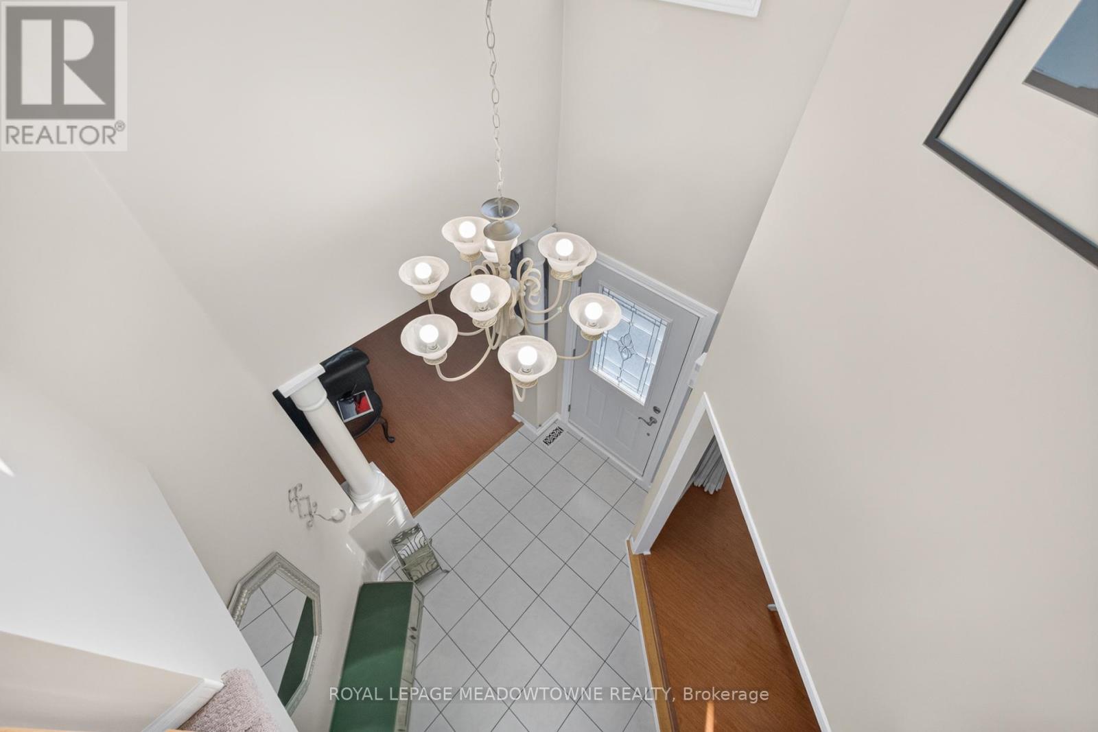 82 Miller Drive, Halton Hills, Ontario  L7G 5T2 - Photo 9 - W13525458