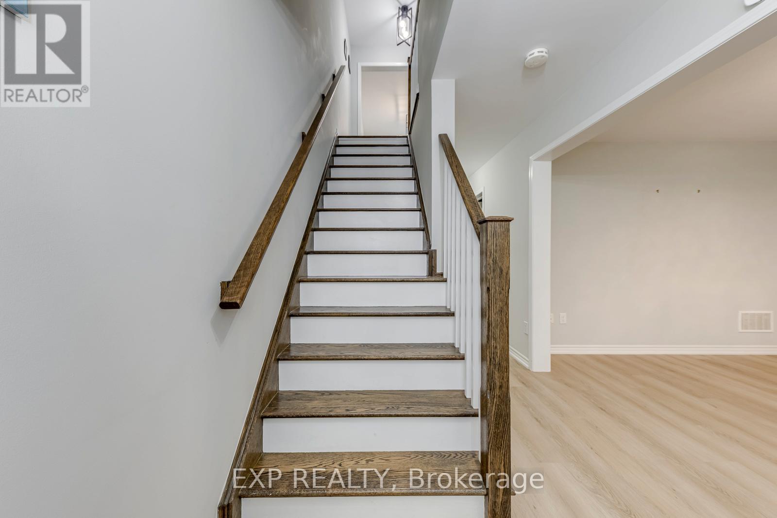 11 - 3002 Preserve Drive, Oakville, Ontario  L6M 0V2 - Photo 13 - W13525488
