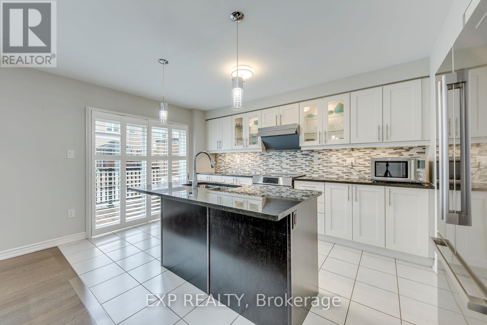 11 - 3002 Preserve Drive, Oakville, Ontario  L6M 0V2 - Photo 18 - W13525488