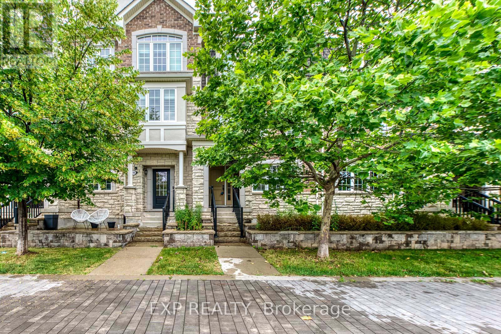 11 - 3002 Preserve Drive, Oakville, Ontario  L6M 0V2 - Photo 2 - W13525488