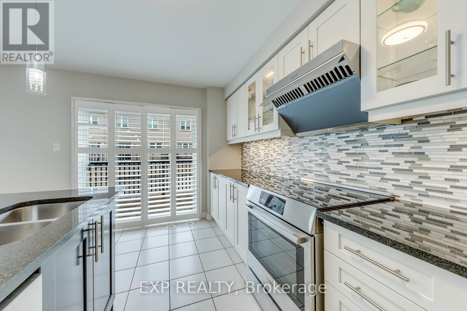11 - 3002 Preserve Drive, Oakville, Ontario  L6M 0V2 - Photo 21 - W13525488