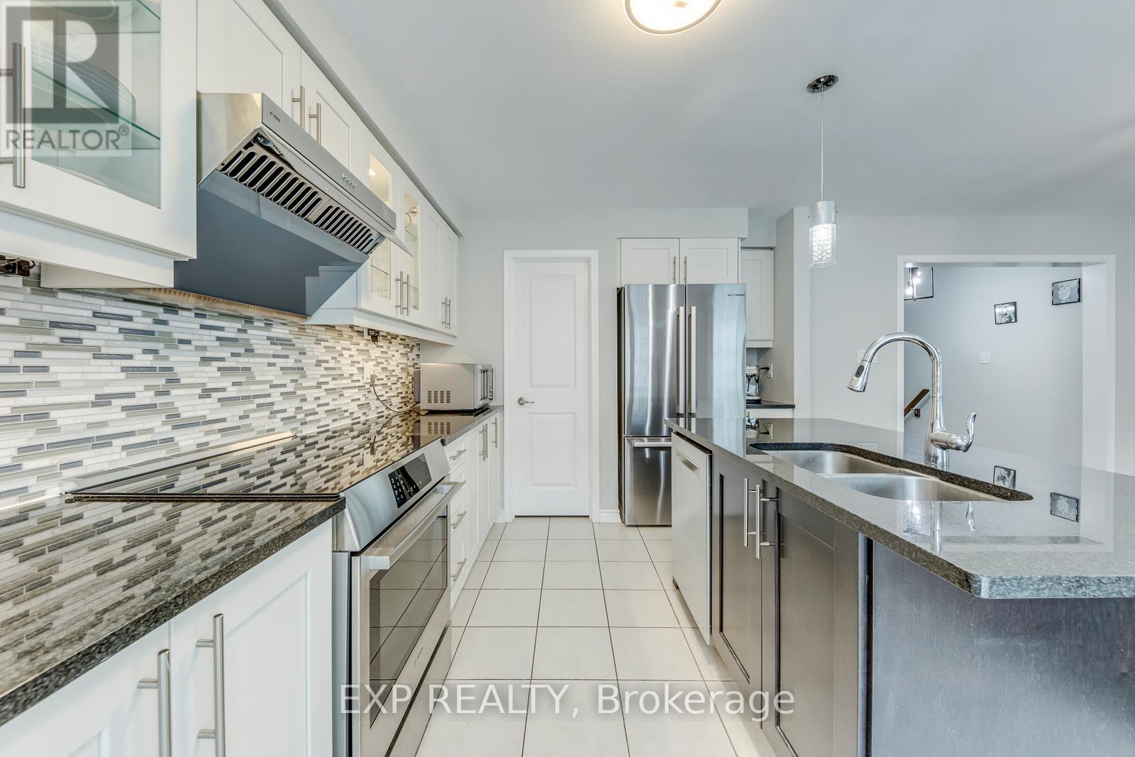 11 - 3002 Preserve Drive, Oakville, Ontario  L6M 0V2 - Photo 22 - W13525488