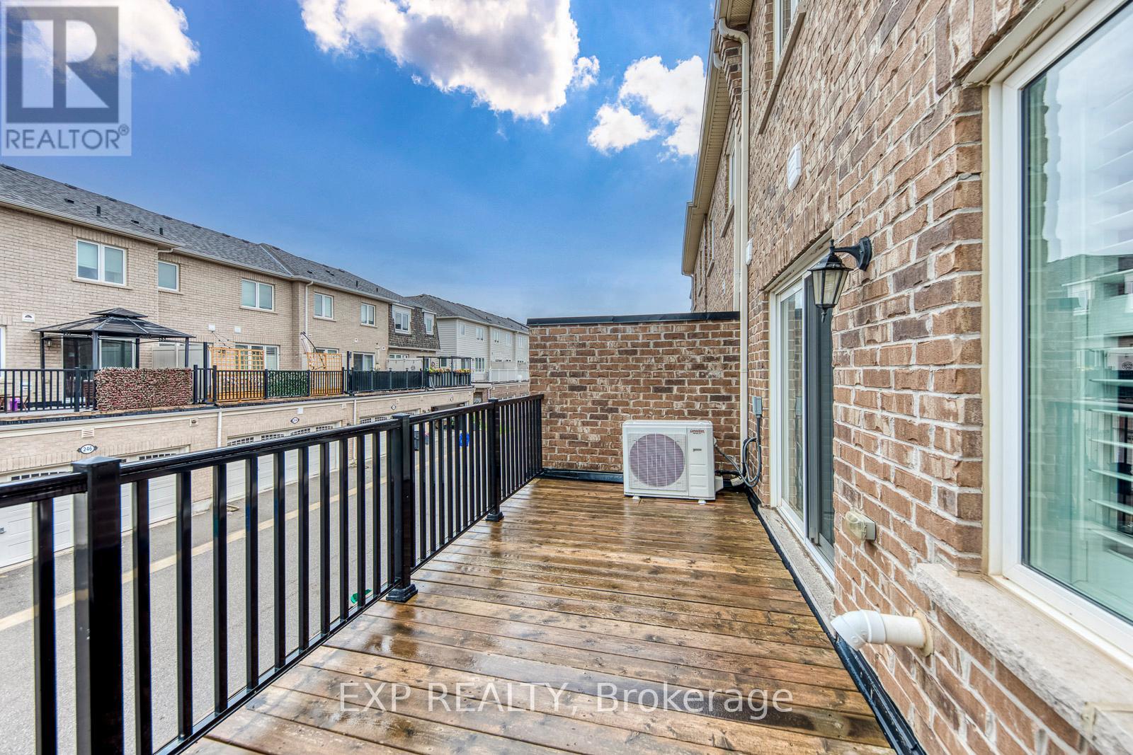 11 - 3002 Preserve Drive, Oakville, Ontario  L6M 0V2 - Photo 25 - W13525488