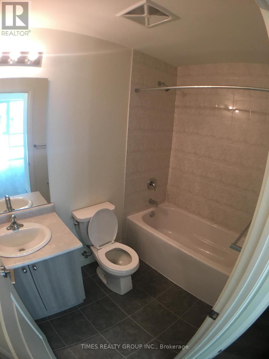 608 - 65 Yorkland Boulevard, Brampton, Ontario  L6P 4M5 - Photo 5 - W13525516