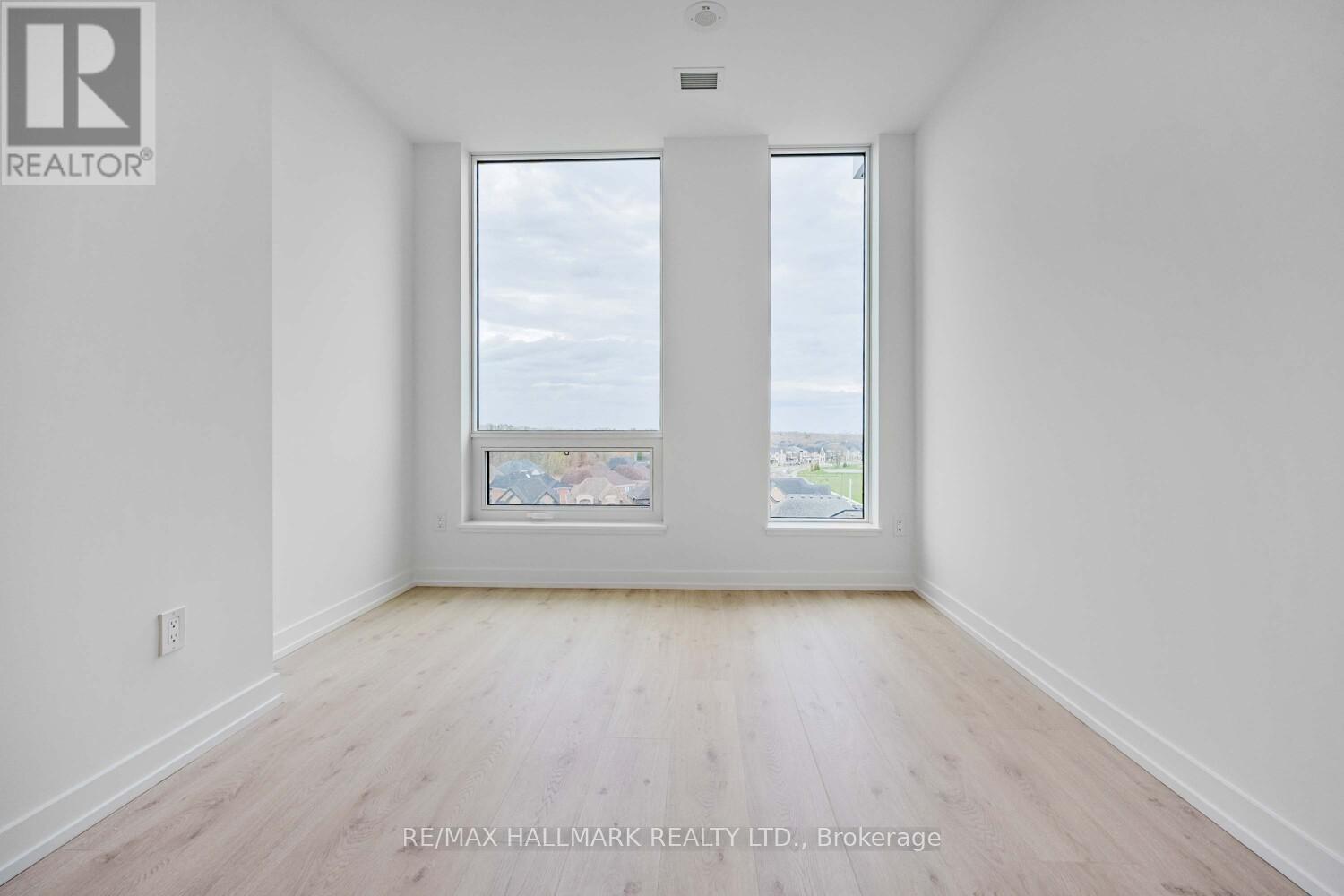 607 - 2501 Saw Whet Boulevard, Oakville, Ontario  L6M 5N2 - Photo 12 - W13525518