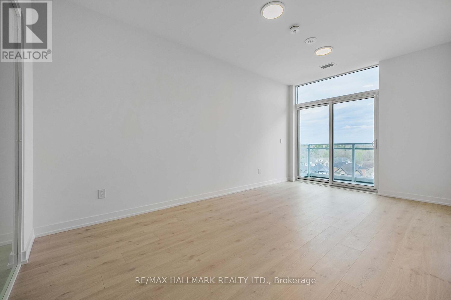 607 - 2501 Saw Whet Boulevard, Oakville, Ontario  L6M 5N2 - Photo 7 - W13525518