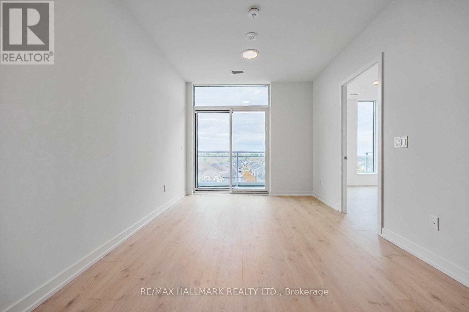 607 - 2501 Saw Whet Boulevard, Oakville, Ontario  L6M 5N2 - Photo 8 - W13525518