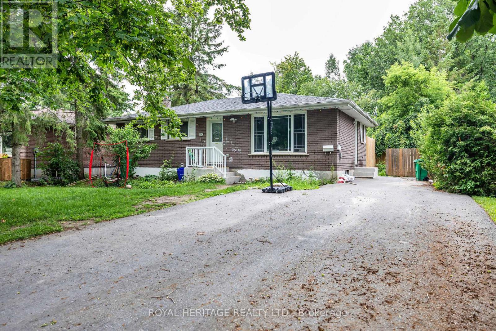 2 - 1041 BARNARDO AVENUE, Peterborough, Ontario