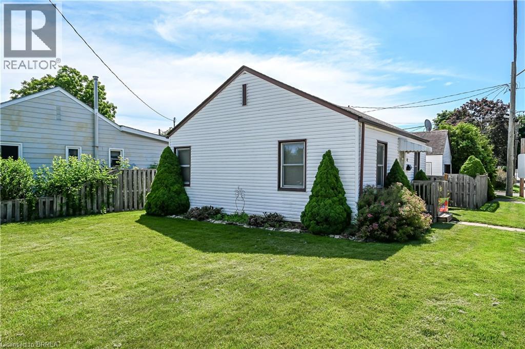 52 Division Street, Brantford, Ontario  N3S 2P2 - Photo 33 - 40842156