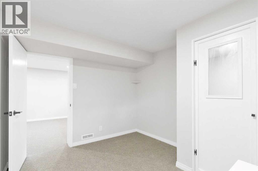 811 Seattle Drive SW, Calgary, Alberta  T2W 0M9 - Photo 29 - A2323217