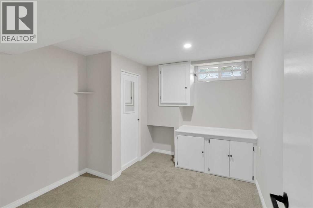811 Seattle Drive SW, Calgary, Alberta  T2W 0M9 - Photo 26 - A2323217