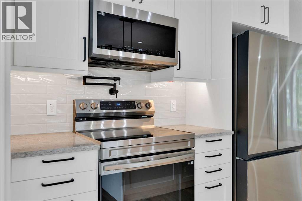811 Seattle Drive SW, Calgary, Alberta  T2W 0M9 - Photo 8 - A2323217