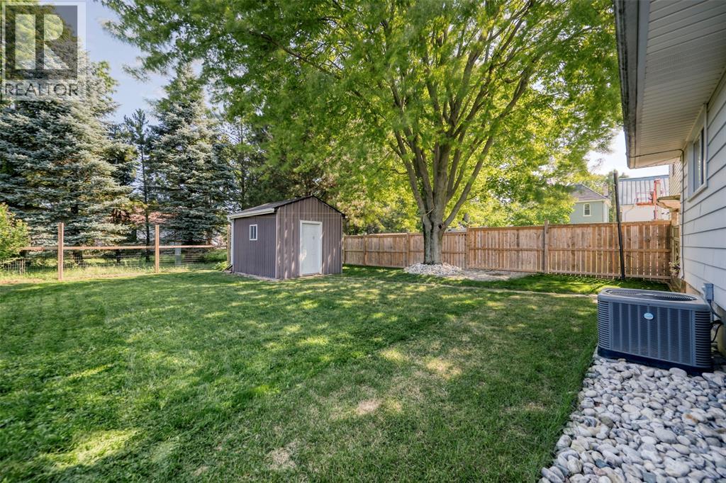 565 Plympton Street, Plympton-Wyoming, Ontario  N0N 1T0 - Photo 29 - 26016054