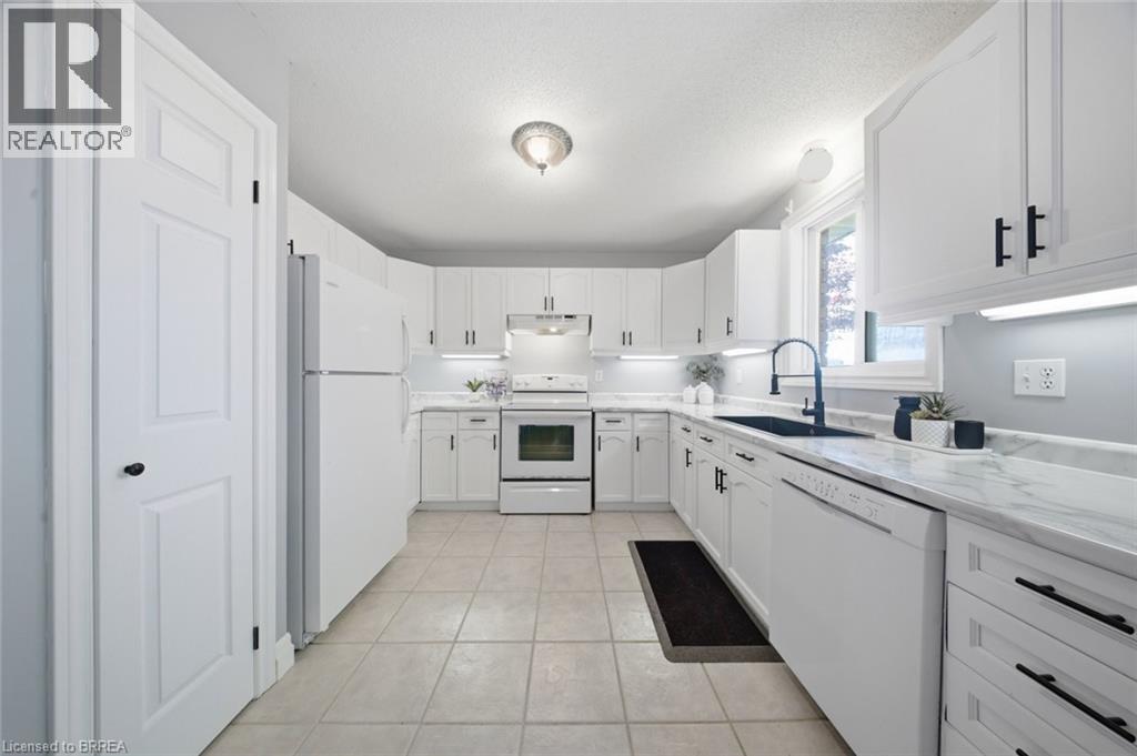 52 Allensgate Drive, Brantford, Ontario  N3V 1C8 - Photo 10 - 40834225