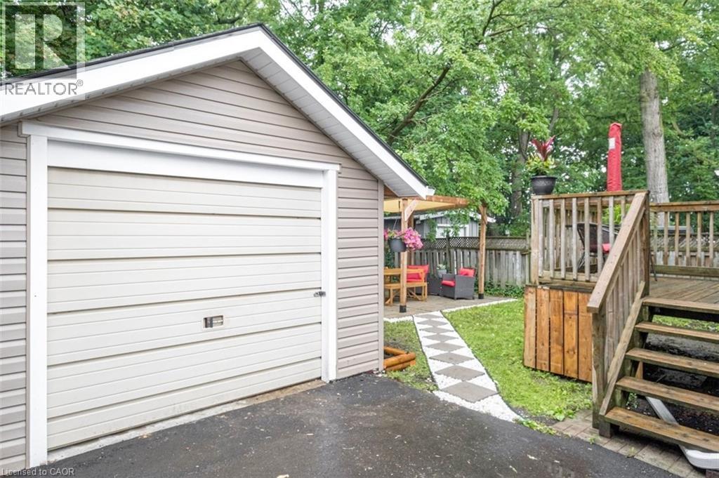 10 Dorset Place, Hamilton, Ontario  L8S 3T6 - Photo 42 - 40843336