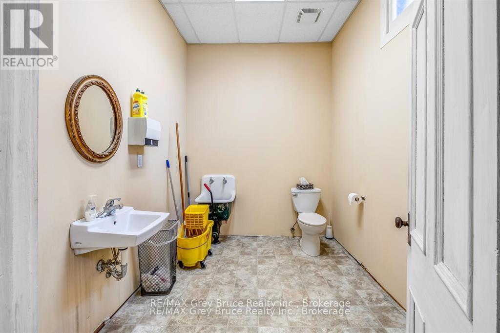 958 2nd Avenue E, Owen Sound, Ontario  N4K 2H6 - Photo 28 - X13525698