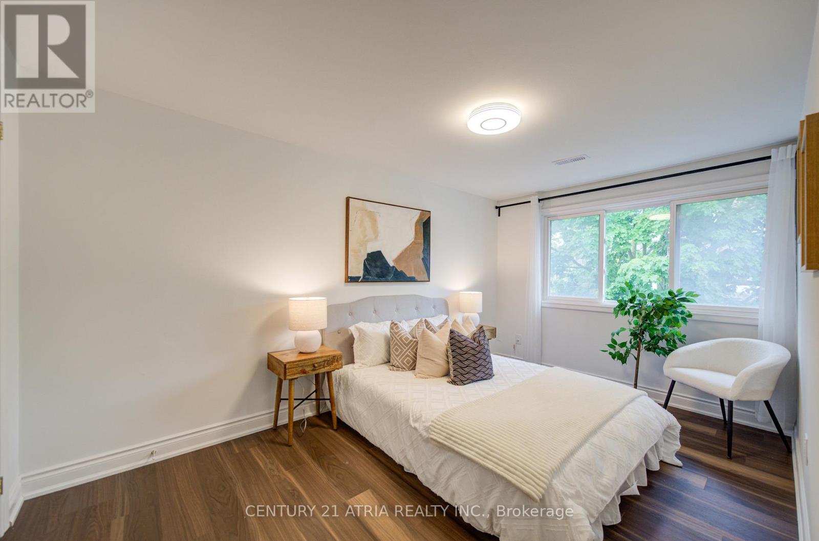4 Sand Fern Way, Toronto, Ontario  M2J 4N8 - Photo 10 - C13525580