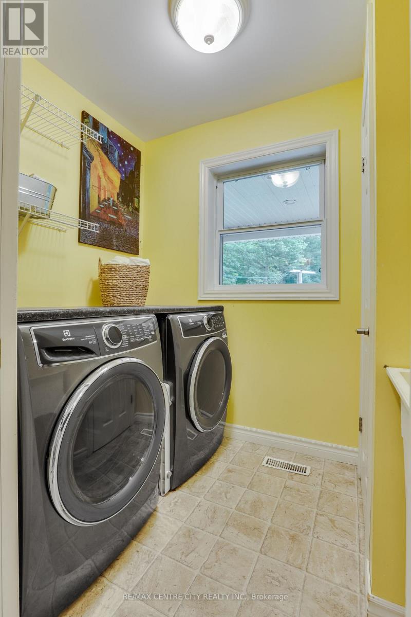 26098 Kerwood Road, Adelaide Metcalfe, Ontario  N7G 3H5 - Photo 15 - X13525618