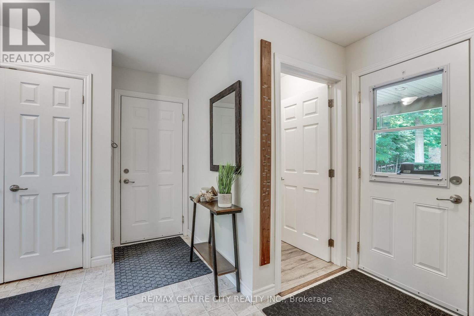 26098 Kerwood Road, Adelaide Metcalfe, Ontario  N7G 3H5 - Photo 17 - X13525618
