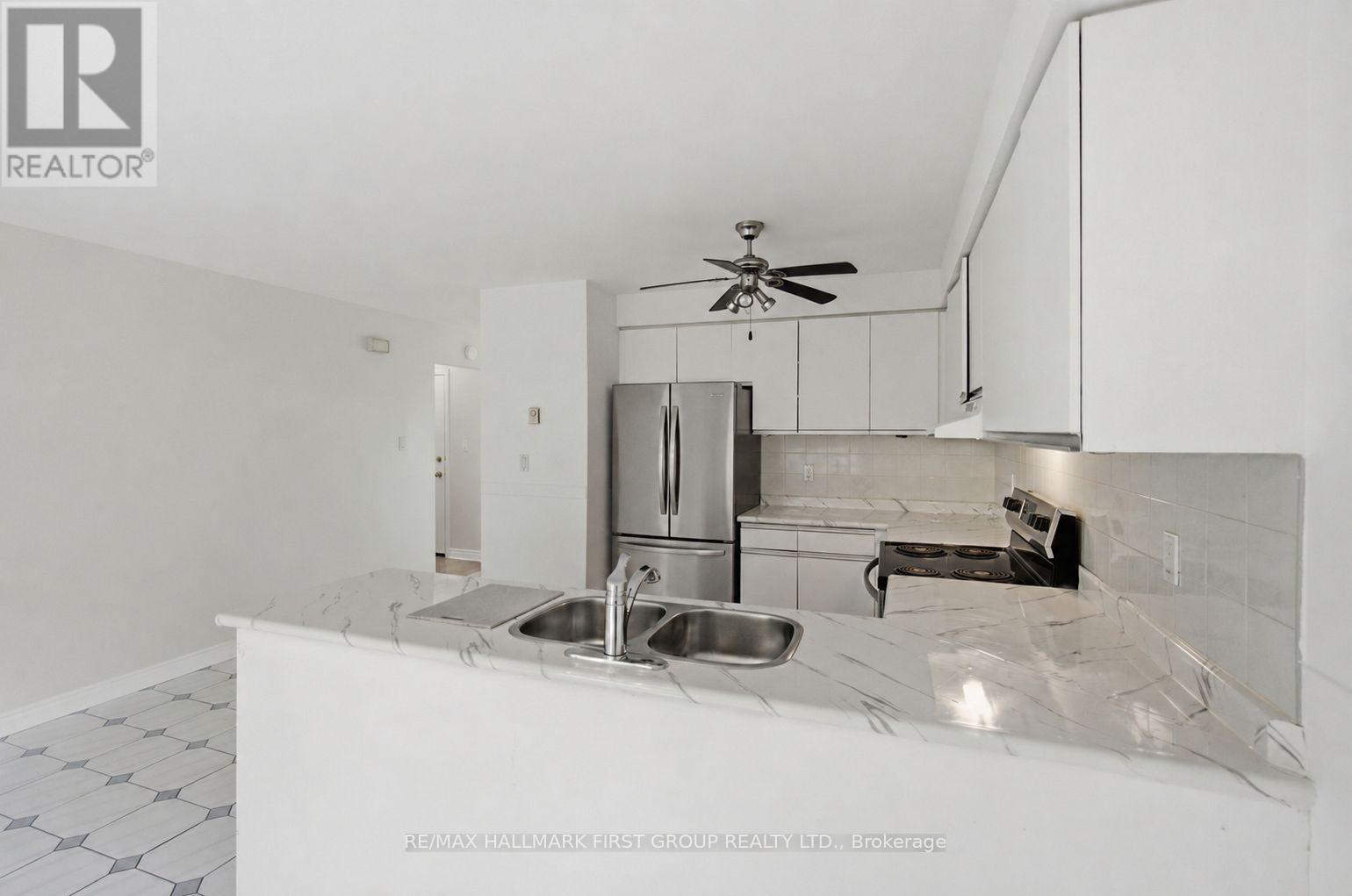 314 Hillside Avenue, Oshawa, Ontario  L1J 1T5 - Photo 11 - E13525614