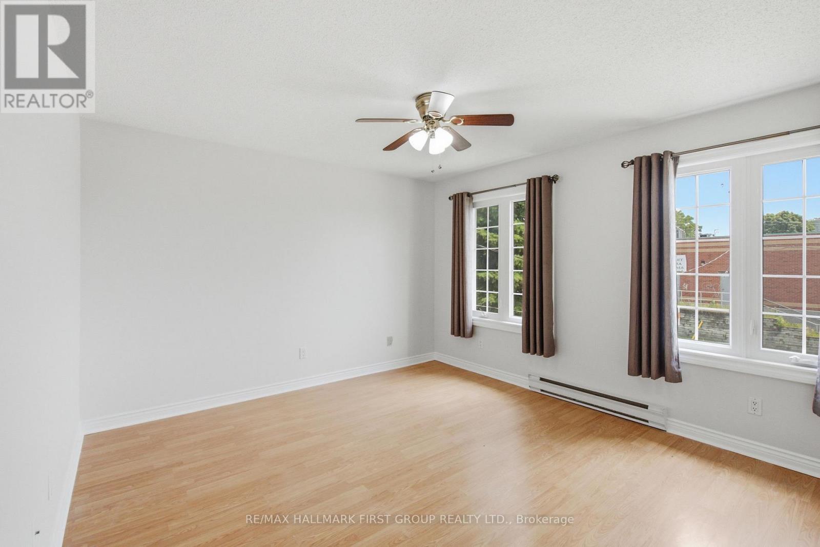 314 Hillside Avenue, Oshawa, Ontario  L1J 1T5 - Photo 13 - E13525614