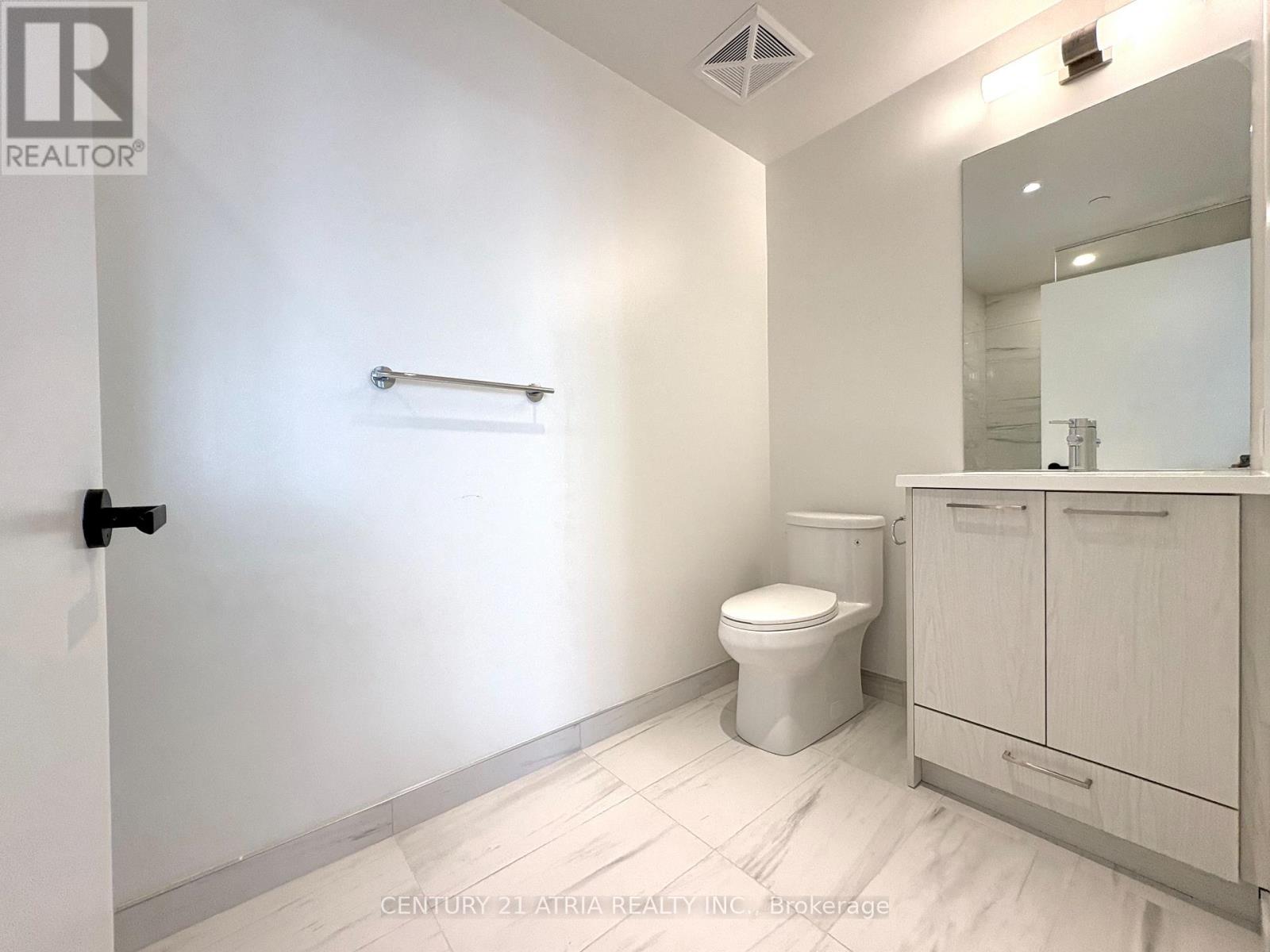 2310 - 28 Interchange Way, Vaughan, Ontario  L4K 0P8 - Photo 12 - N13525602