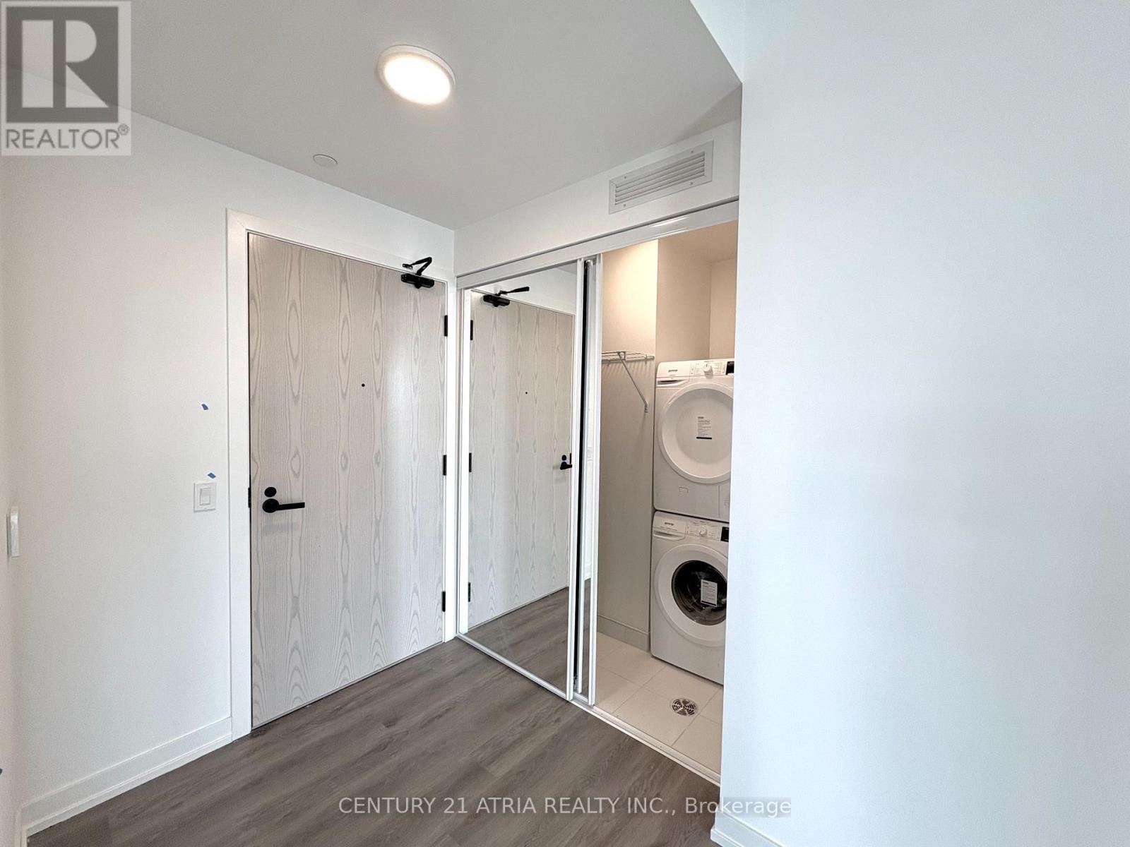 2310 - 28 Interchange Way, Vaughan, Ontario  L4K 0P8 - Photo 13 - N13525602