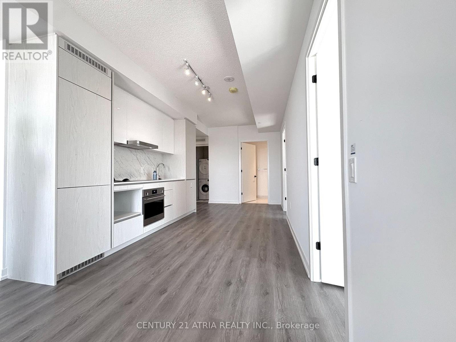 2310 - 28 Interchange Way, Vaughan, Ontario  L4K 0P8 - Photo 7 - N13525602