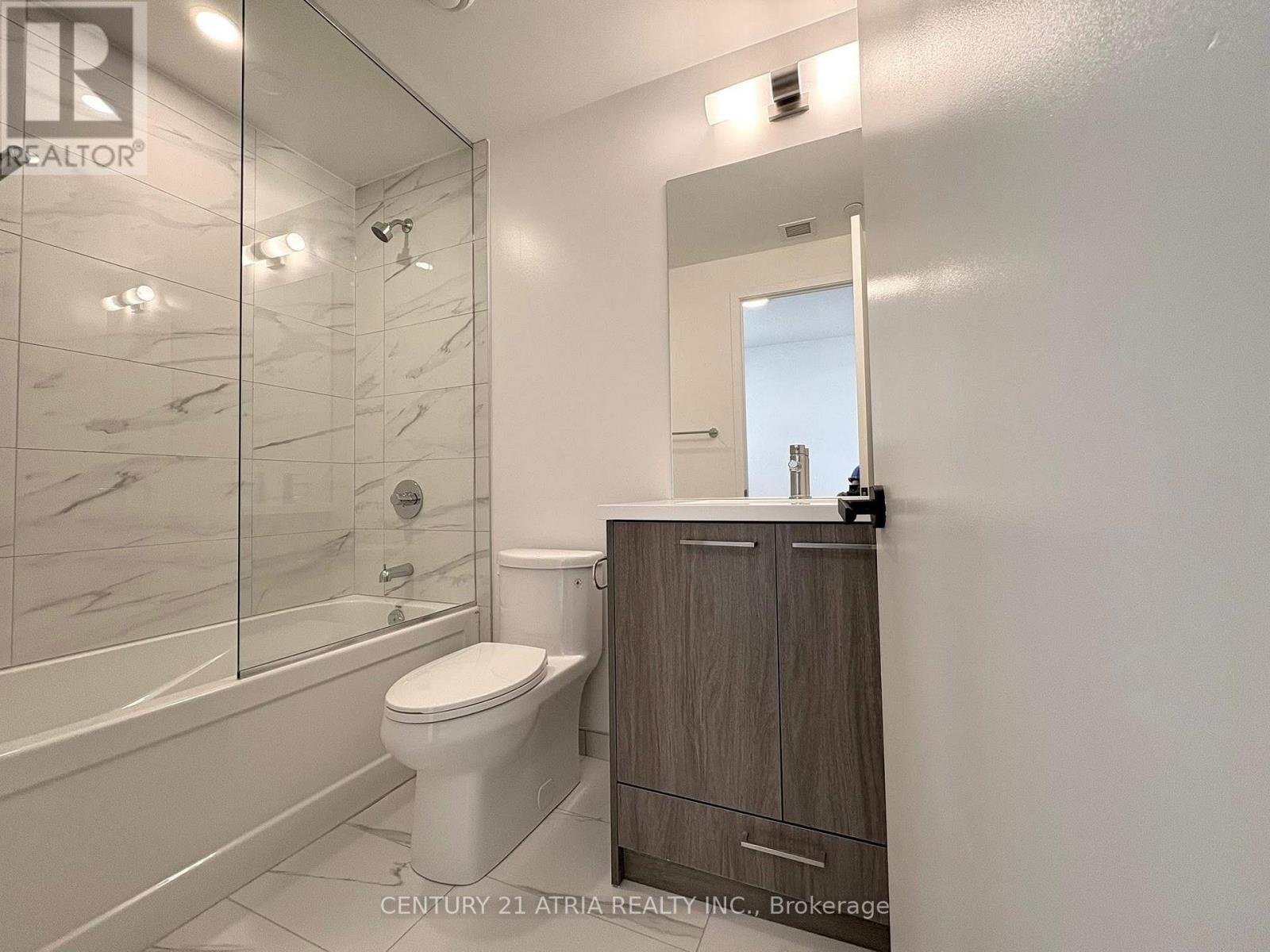 805 - 28 Interchange Way, Vaughan, Ontario  L4K 0P8 - Photo 6 - N13525606
