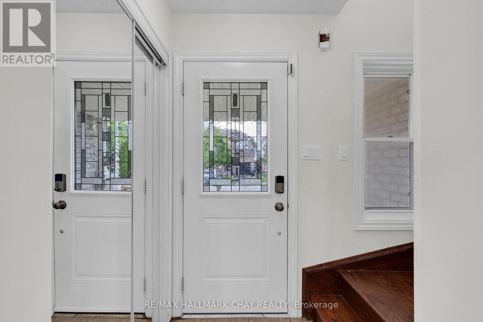 19 Callander Crescent, New Tecumseth, Ontario  L9R 0B4 - Photo 7 - N13525676