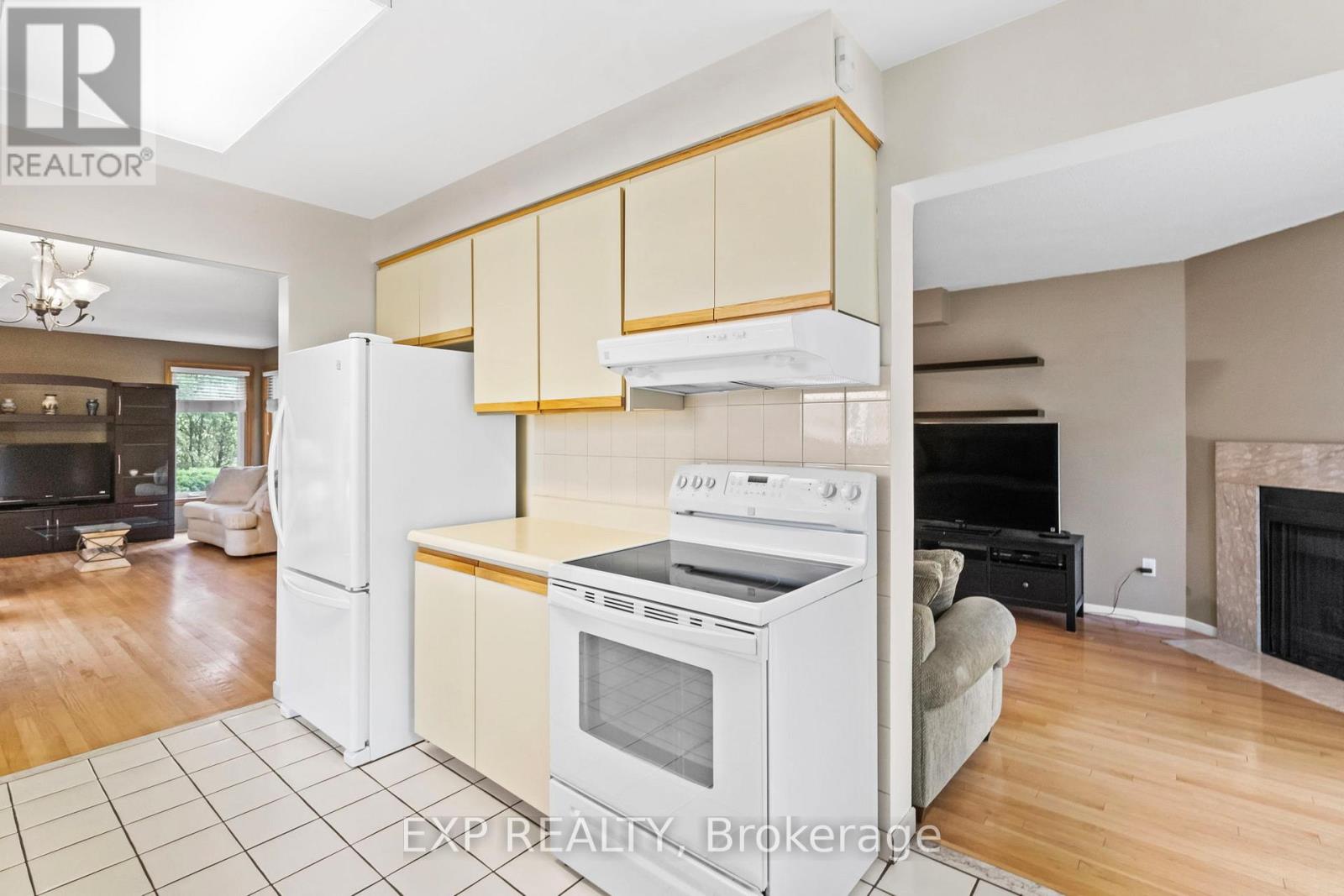 25 Lilac Avenue, Markham, Ontario  L3T 5K1 - Photo 12 - N13525708