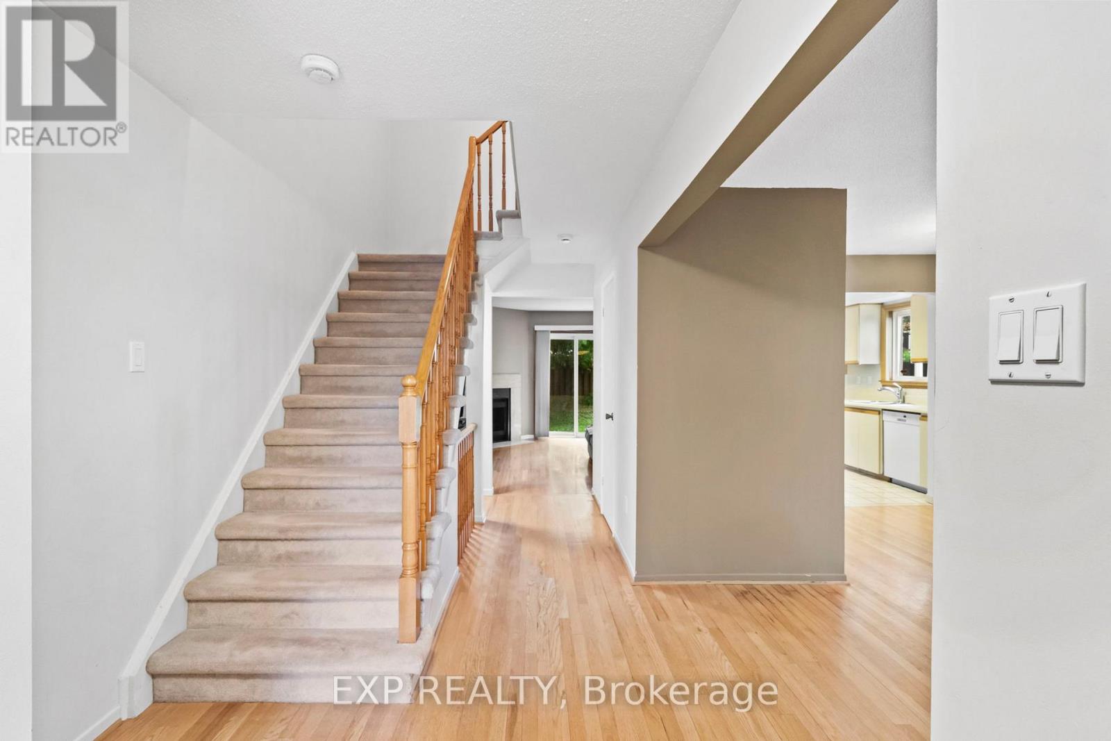 25 Lilac Avenue, Markham, Ontario  L3T 5K1 - Photo 5 - N13525708
