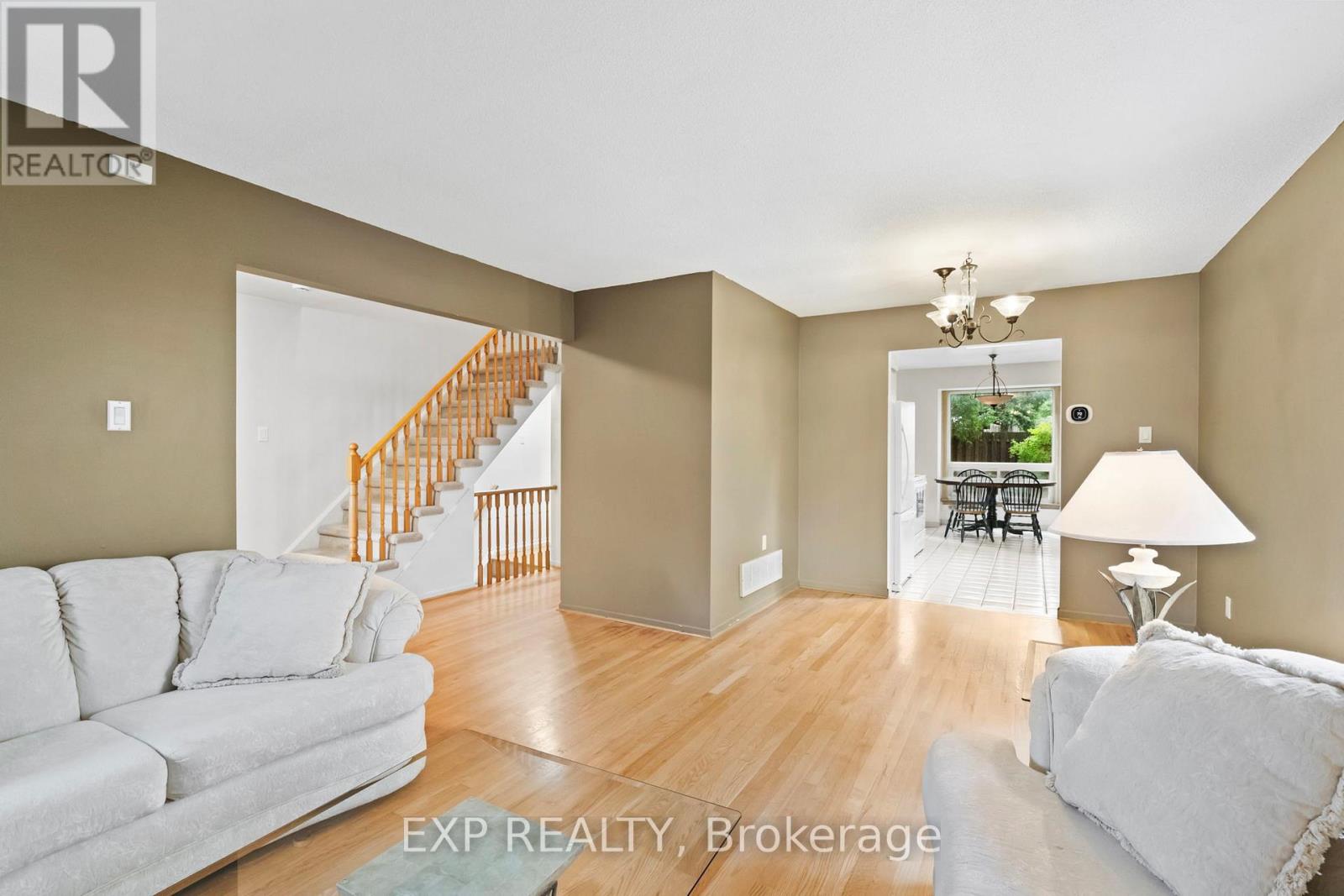 25 Lilac Avenue, Markham, Ontario  L3T 5K1 - Photo 6 - N13525708