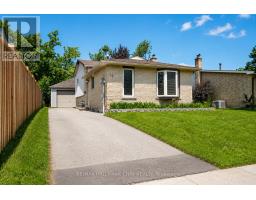 16 AUSTEN LANE, Barrie, Ontario