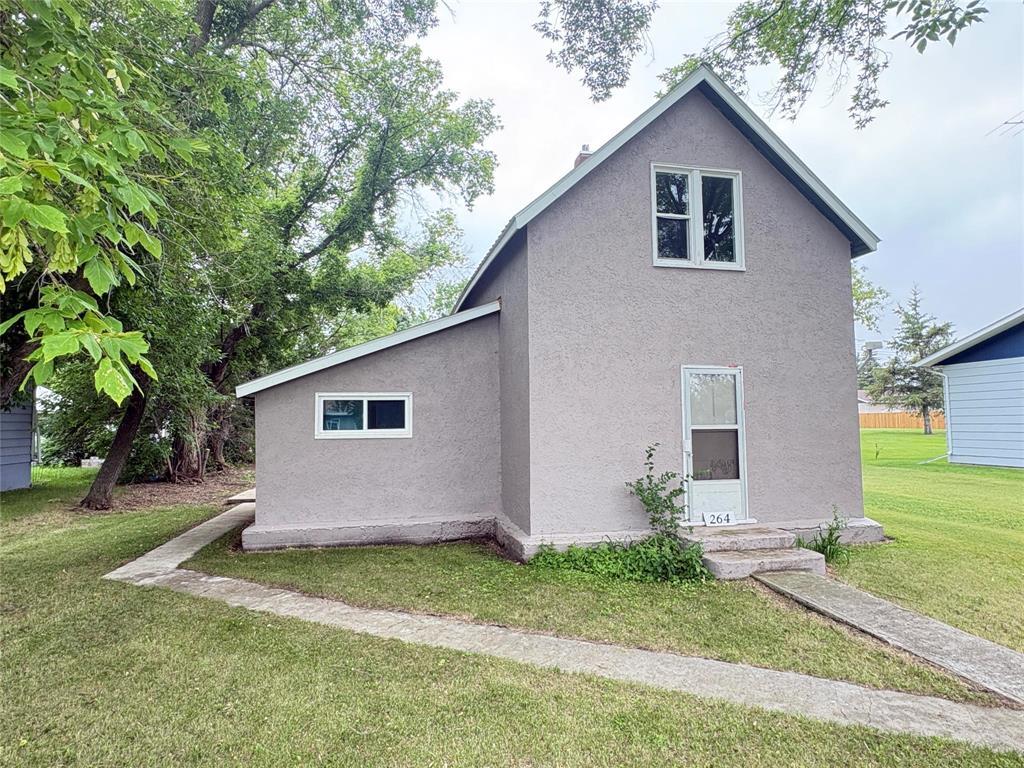 264 South Railway Avenue, Miniota, Manitoba  R0M 0C0 - Photo 1 - 202615328