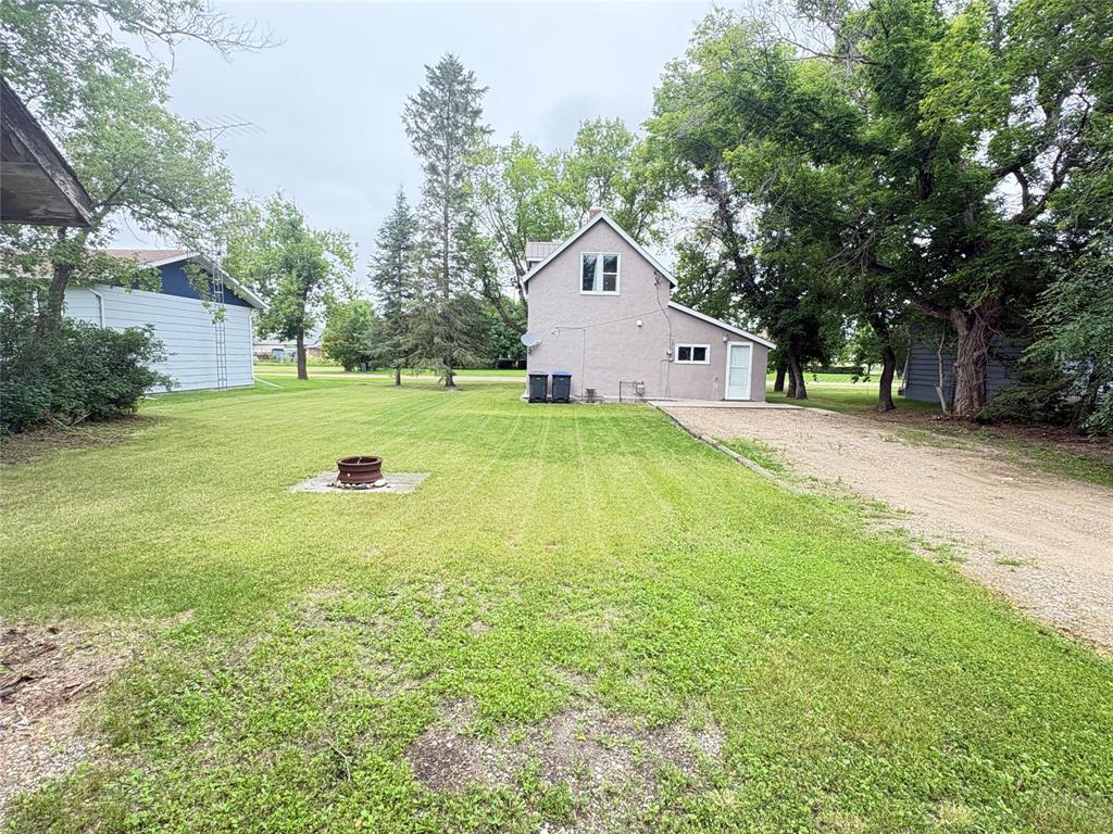 264 South Railway Avenue, Miniota, Manitoba  R0M 0C0 - Photo 5 - 202615328