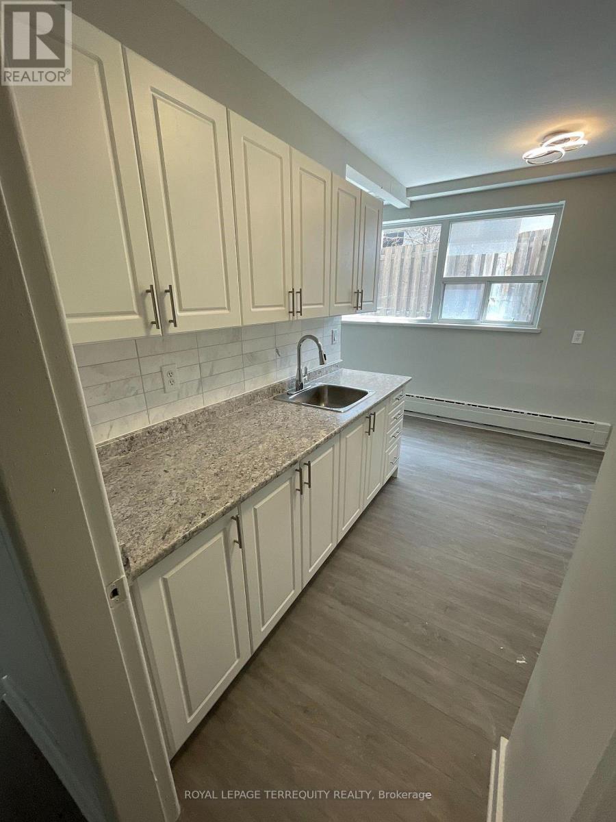 3 - 2548 Keele Street, Toronto, Ontario  M6L 2N8 - Photo 1 - W13525578