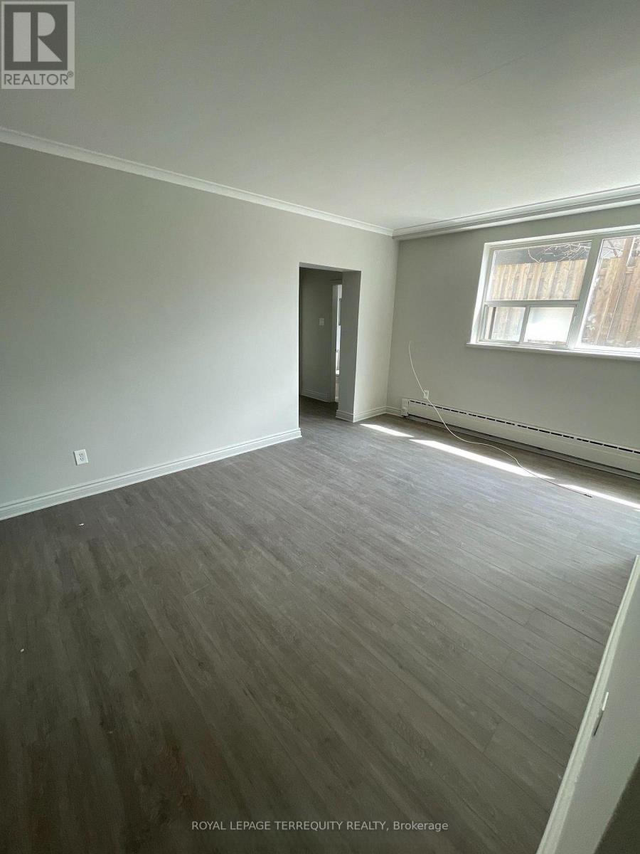 3 - 2548 Keele Street, Toronto, Ontario  M6L 2N8 - Photo 4 - W13525578