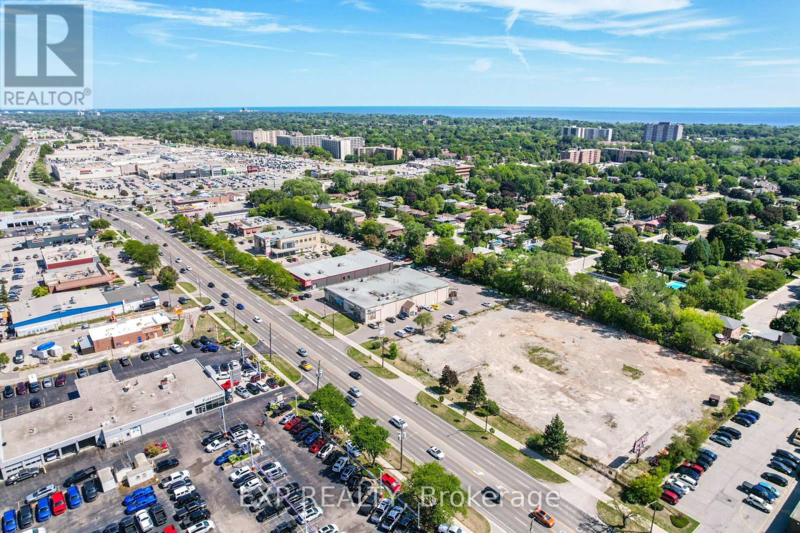 2362 Fairview Street, Burlington, Ontario  L7R 2E4 - Photo 3 - W13525610